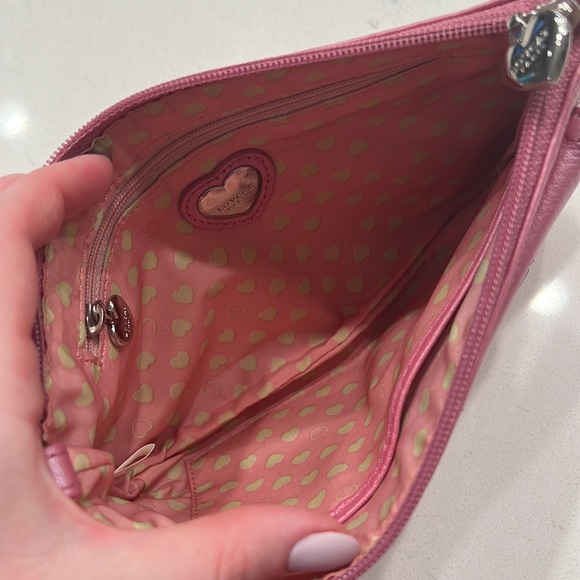 Convertible leather pink purse - Picture 3 of 3